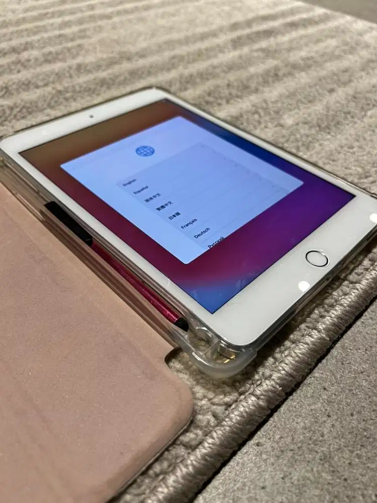 Dijual ipad mini 5 64gb warna silver