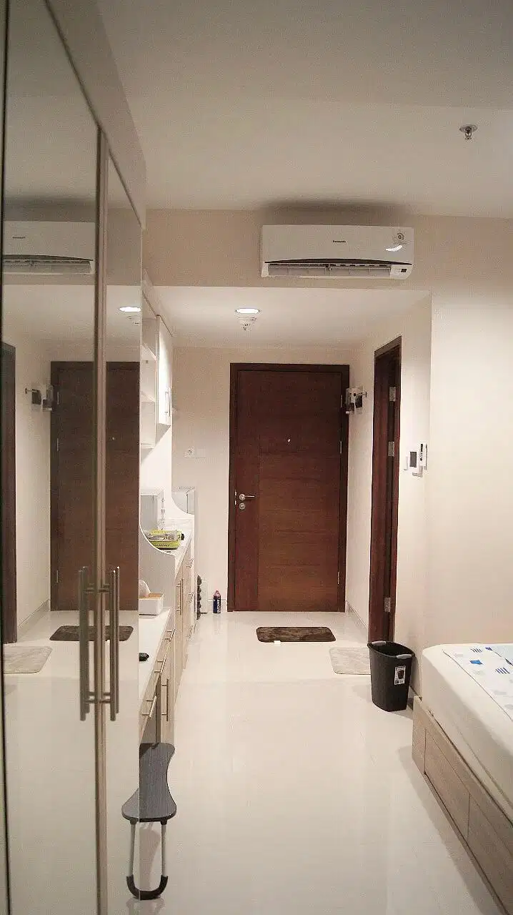 Di Jual 1BR Studio Apartment The Crest West Vista at Puri
