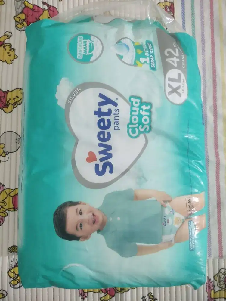 POPOK CELANA SWEETY SILVER PANTS UKURAN XL 42 PCS