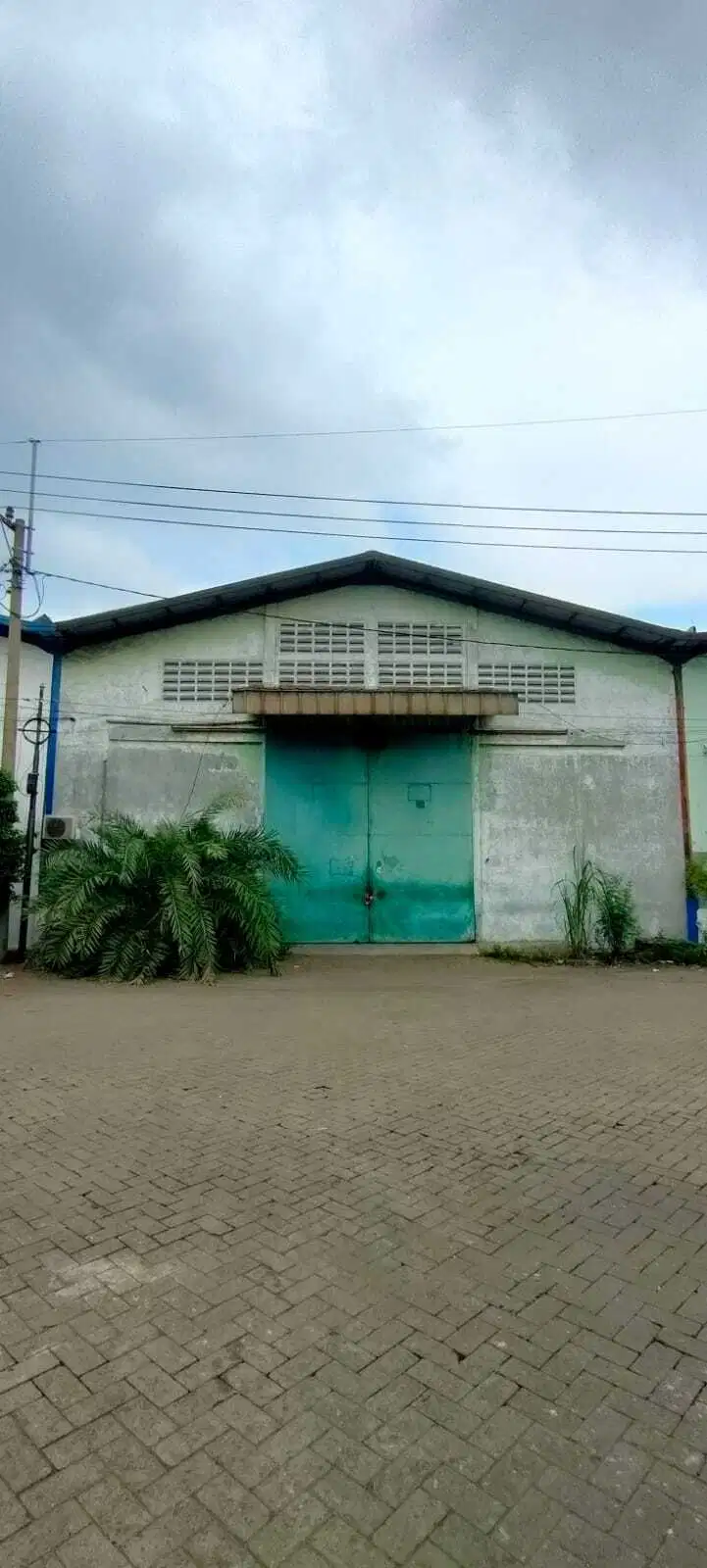 Gudang Bagus di Gedangan Permai Lokasi Strategis
