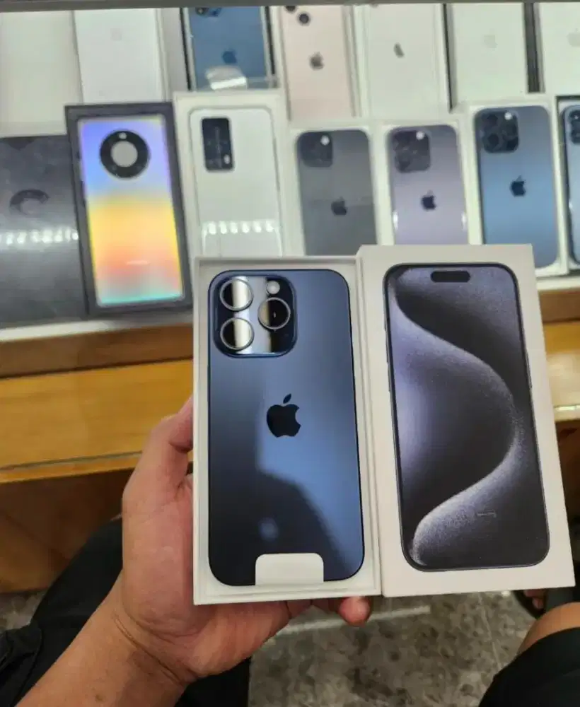Iphone 15 Pro 256 GB iBox Kondisi Masih Bagus Dan Siap Pakai