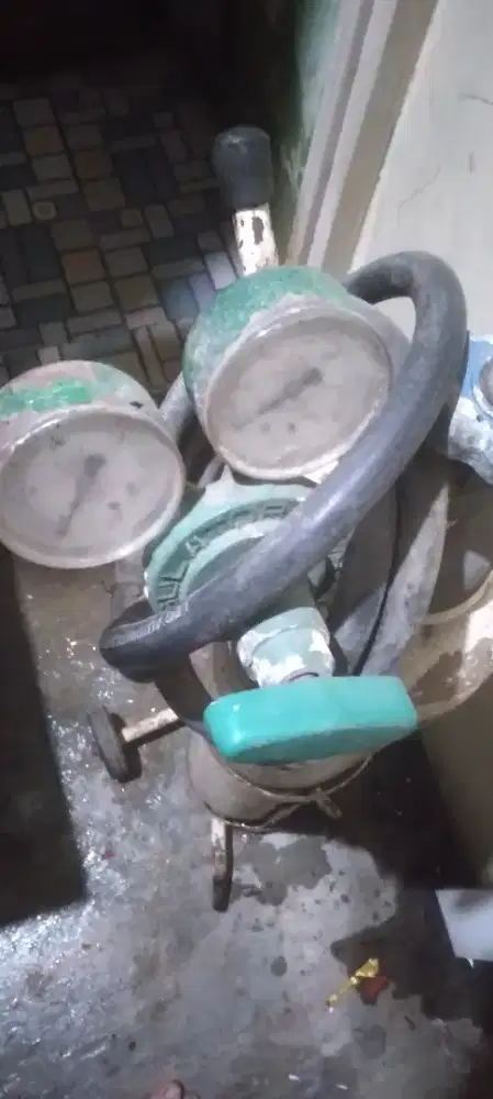 Tabung oksigen kondisi tidak bocor
