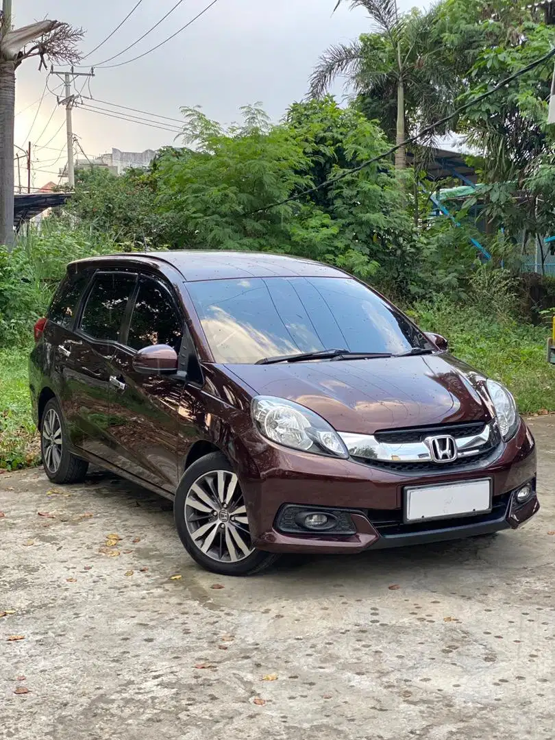 [DP 15 jt] Mobilio Matic 2016 Mobilio e RS cvt matic