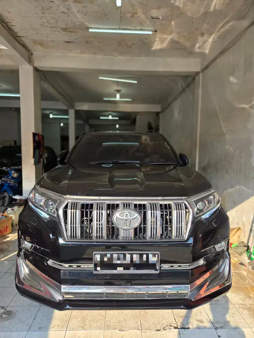 Toyota Land Cruiser Prado 2.7TX Ltd A/T 2010 (Full Upgrade Modellista)