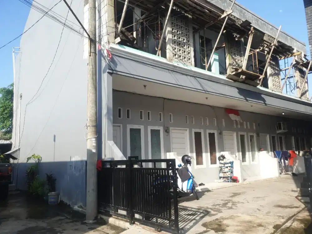 Dijual Kontrakan 12 Pintu (2 Lantai)