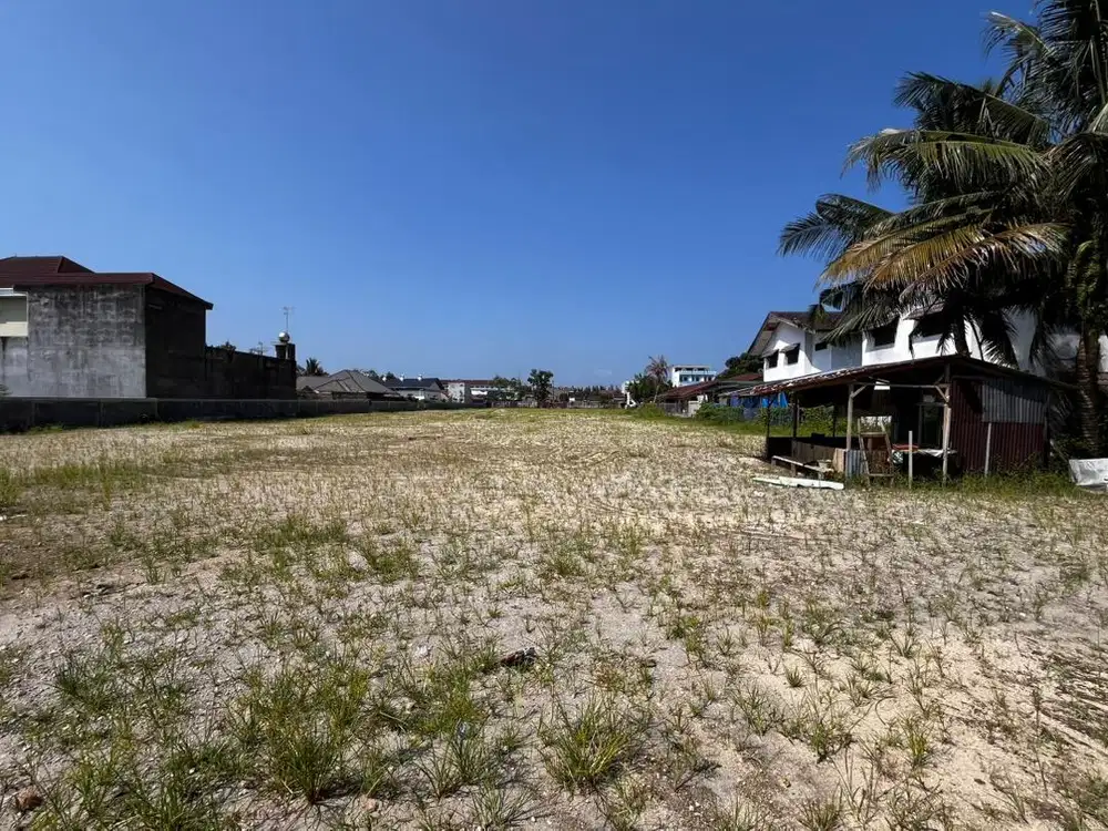 Disewakan Tanah di pinggir jalan raya Medan Johor cocok utk Padel