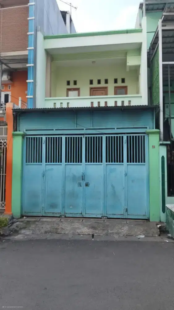 DIJUAL RUMAH STARTEGIS DI PUSAT KOTA , SUPER RECOMENDED