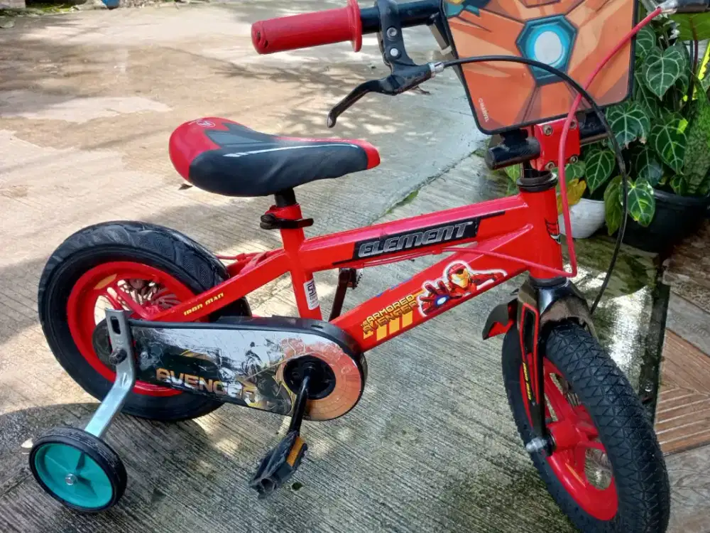 Sepeda Ukuran 12 merk Element Avengers