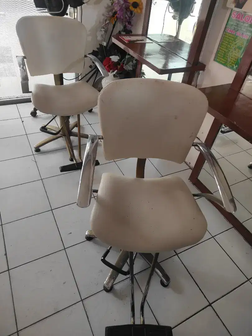 Kursi salon di jual murah