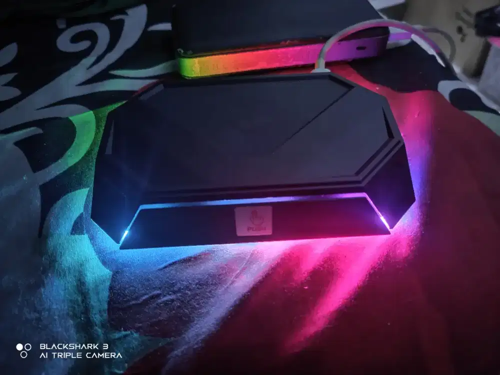 Asus docking station JSAUX 8 in 1 RGB for ROG Legion