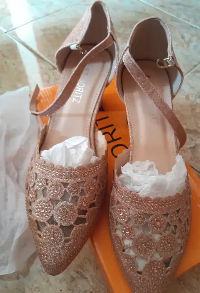 Sepatu Sandal High Heels ST. Moritz