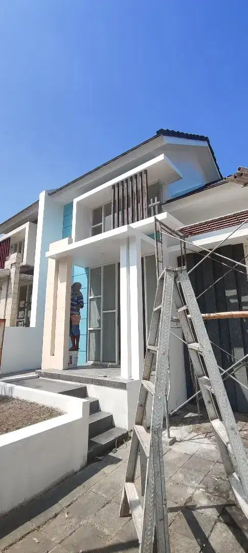 Tukang cat malang