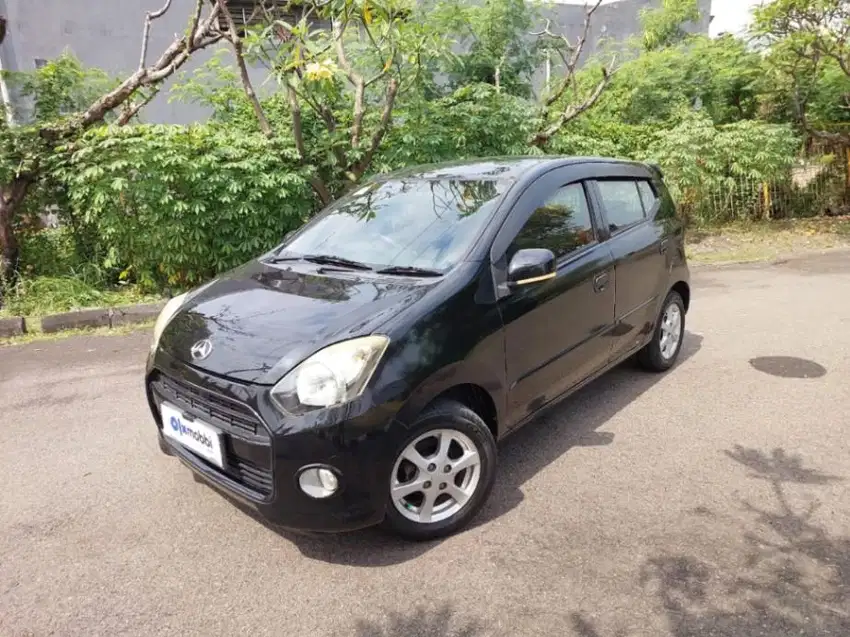 DP RENDAH Daihatsu Ayla 1.0 X Bensin-MT 2017 HITAM CW