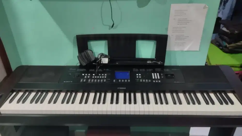 Digital Piano Portable Grand DGX-650