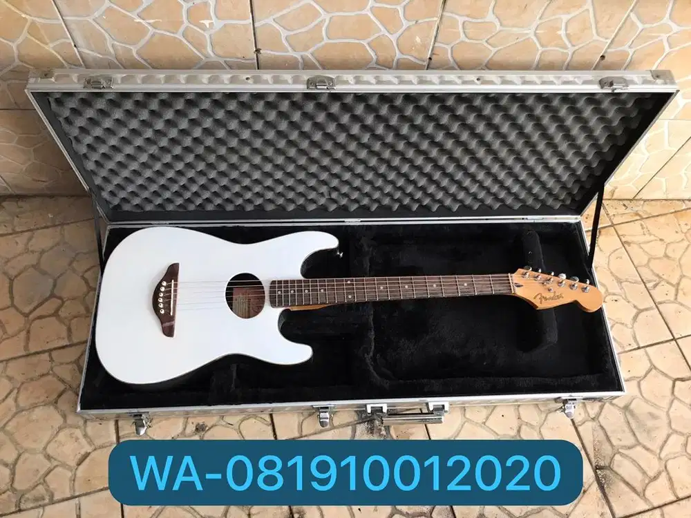 Gitar Fender Stratacoustic akustik electrik