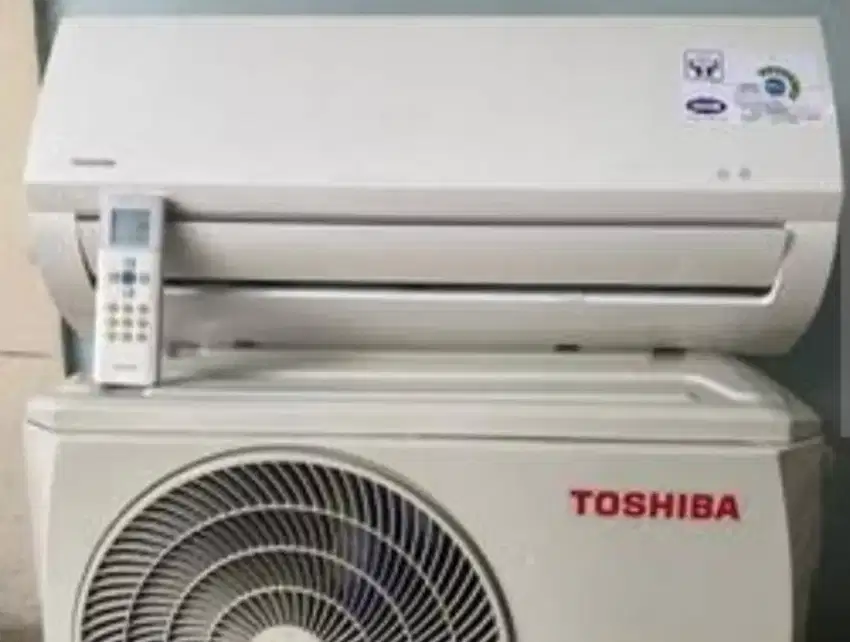 AC Toshiba 1/2 pk