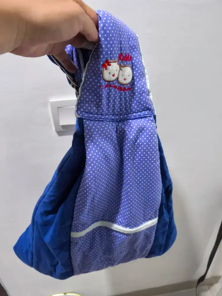 Gendongan Bayi Nyaman & Aman Motif Polkadot Biru - Kiddy Baby Carrier