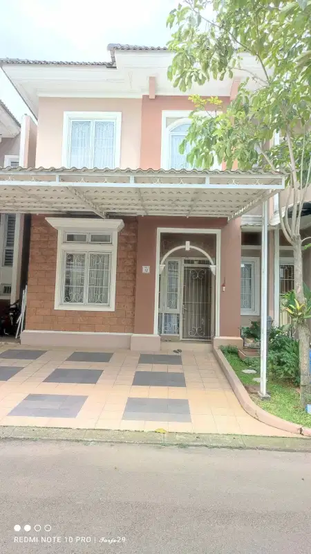 Dijual Rumah Cantik   di Cluster Trimezia Gading Serpong Tangerang