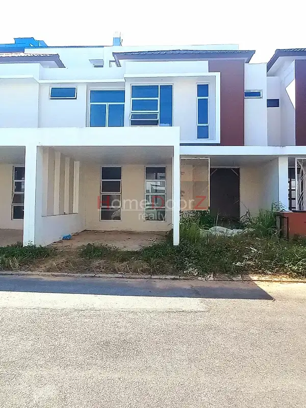 RUMAH 2 LANTAI GRAND ORCHID TENGAH KOTA BATAM CENTRE