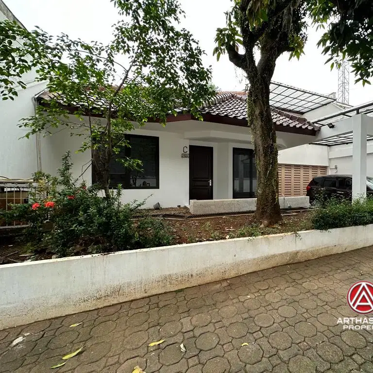 RUMAH APIK DALAM TOWN HOUSE DENGAN LOKASI STARTEGIS