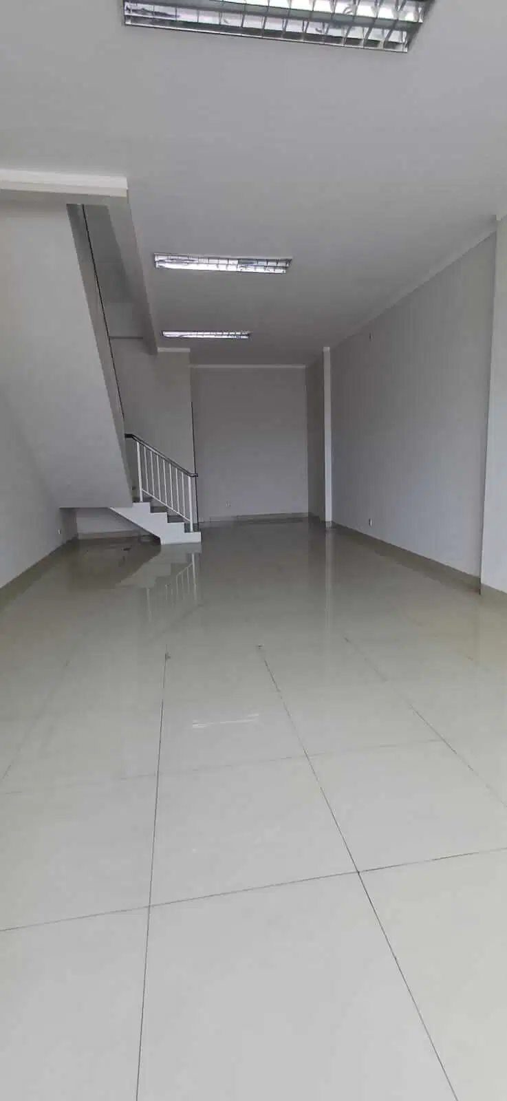 HOT SALE Ruko 2 lantai SHM  Kebayoran Bintaro sektor 7 CL 132