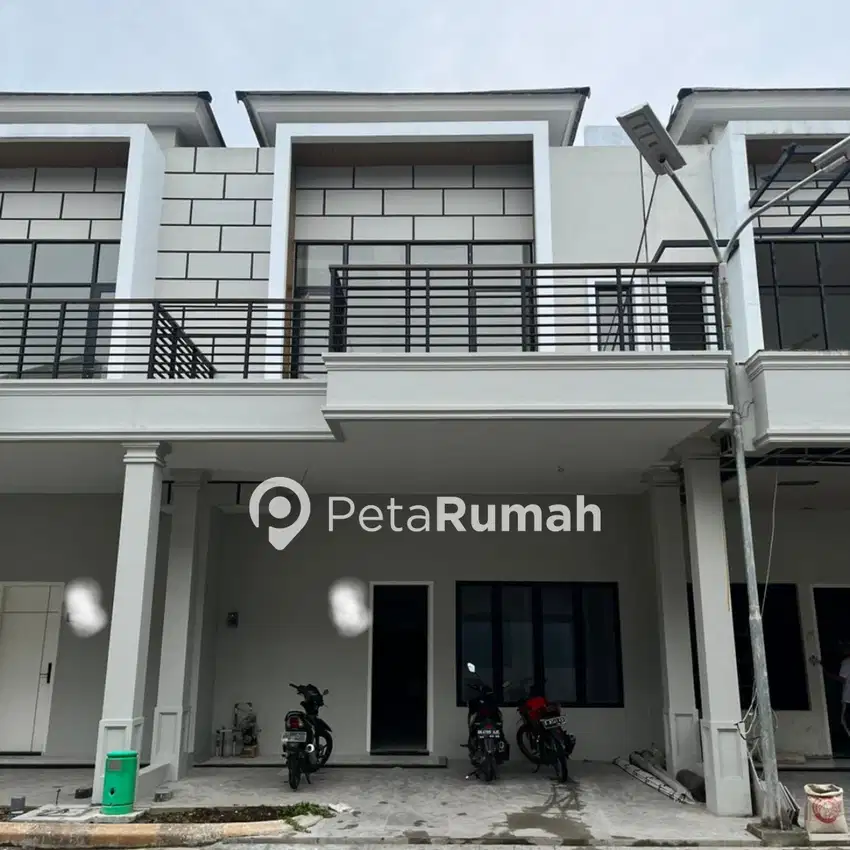 DIJUAL RUMAH KOMPLEK SENTOSA PARK  (WIBOWO)