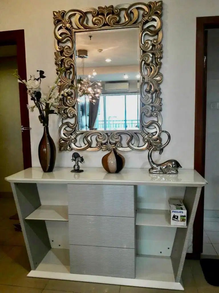 DI SEWAKAN APARTEMEN THAMRIN RESIDENCES 3 BR