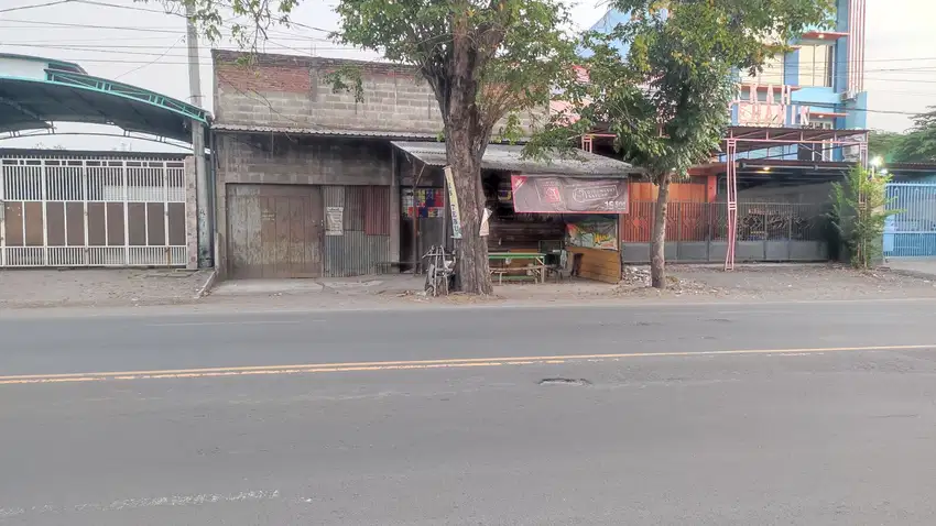 Rumah Tinggal Lokasi Nol Jalan Raya Kembang Ringgit Pungging Mojokerto