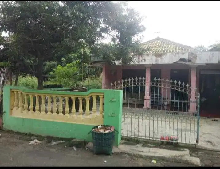Dijual Rumah Model Lama hitung tanah Lokasi Bangsal Mojokerto