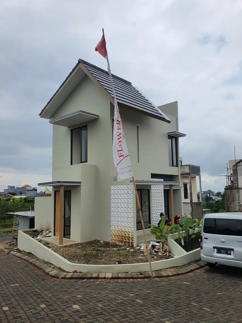 Dijual Villa di Kota Wisata Batu