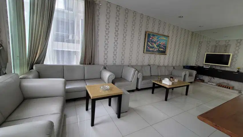 Rumah dengan View Kota Bandung dilengkapi Roof Top Garden di RDP