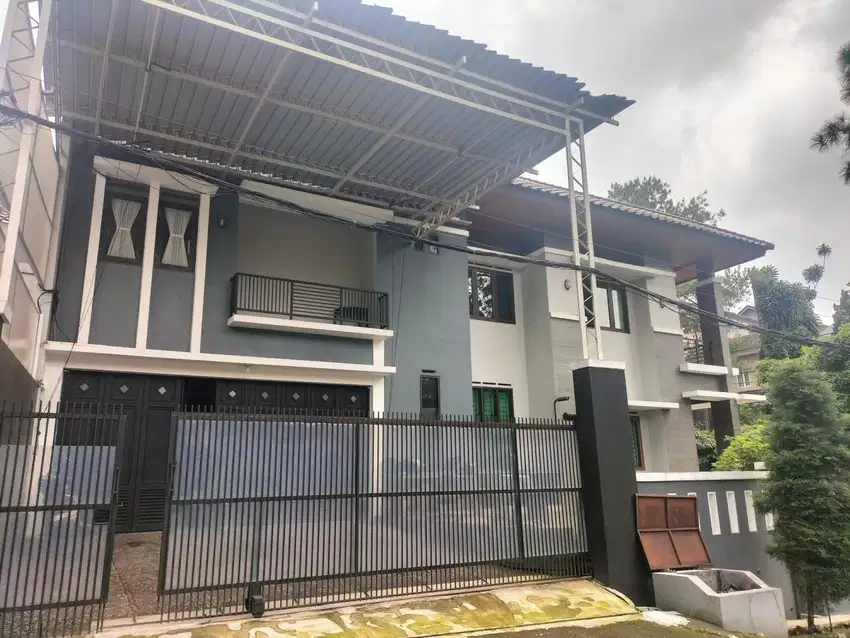 Dijual Rumah Mewah Modern Luxury Di KPAD Geger Kalong Bandung