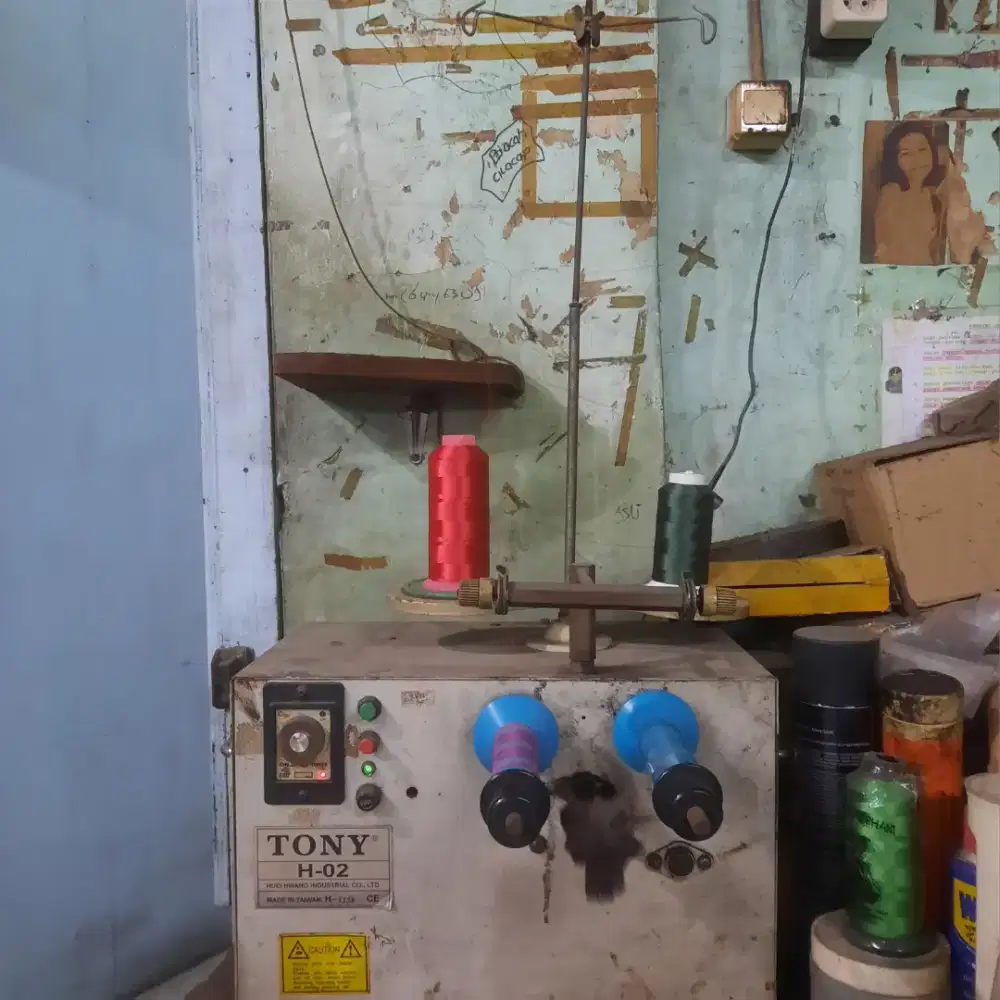 Mesin gulung benang.