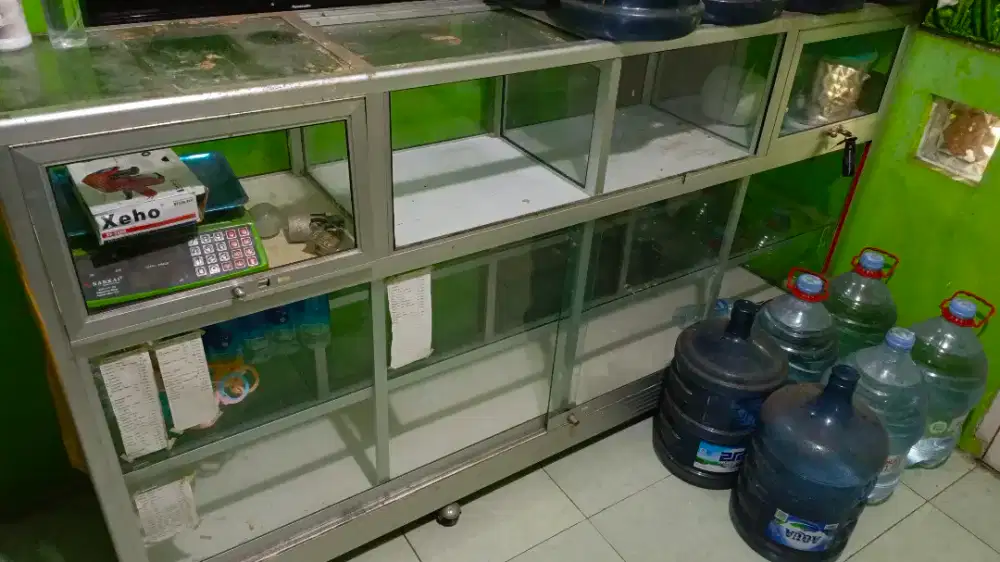 Etalase Usaha Sembako Jualan 1.5x2m