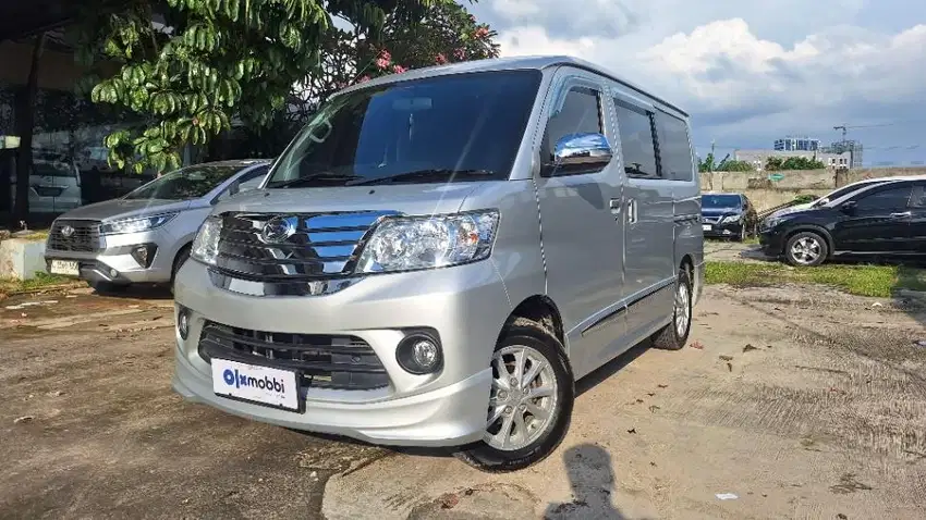 Pajak Panjang TDP 9JT Daihatsu Luxio 1.5 X Bensin-MT 2021 Silver
