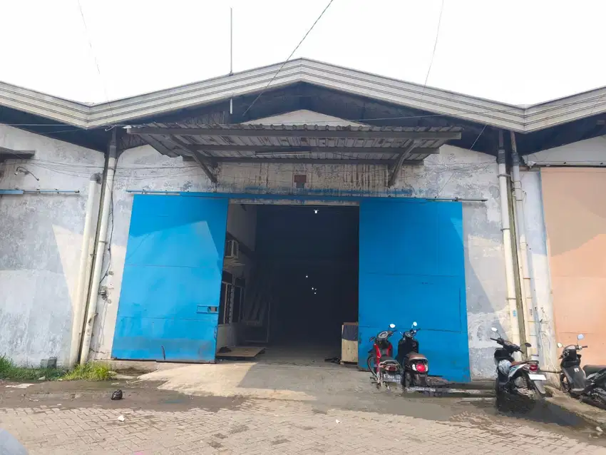 Disewakan Gudang Margomulyo Permai dekat Suri mulia, Angtropolis