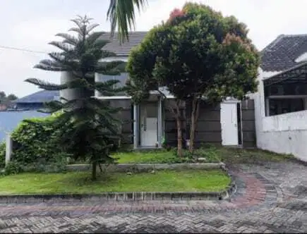 0715,135s lelang aset Gresik di menganti di puri Safira regency