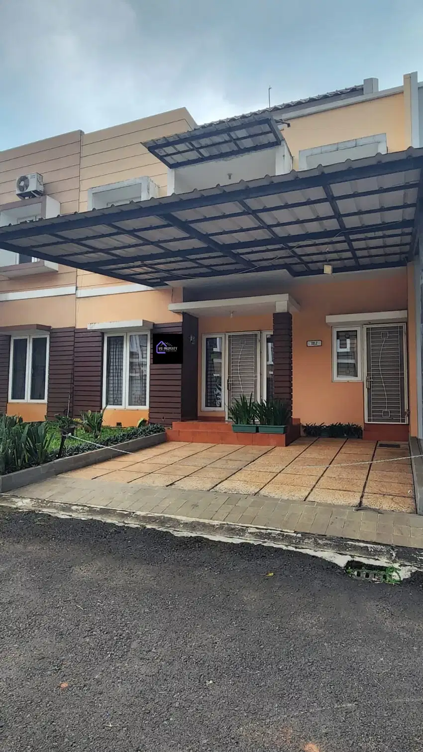 Rumah 2 lantai siap huni di Raffles Hills Cibubur