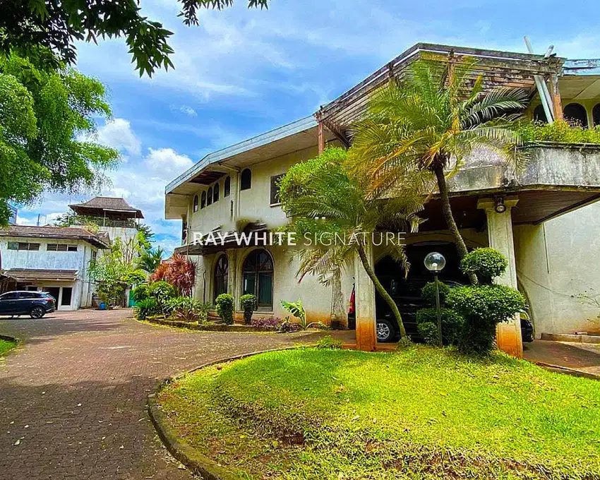 Rumah Tua di Bangka Raya Lokasi Strategis Dan Untuk Bisnis