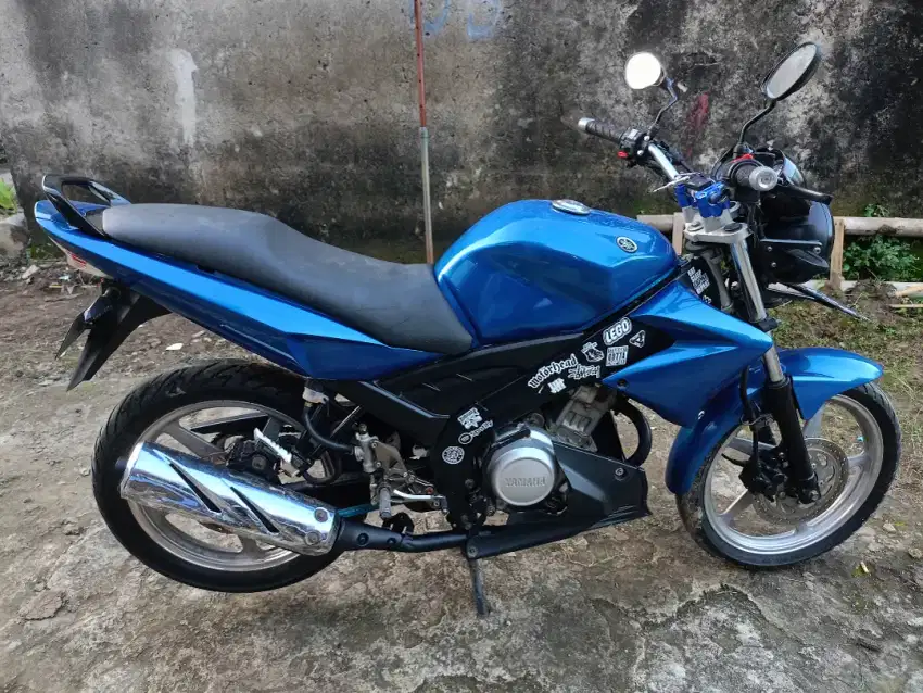 Vixion 2008 Biru