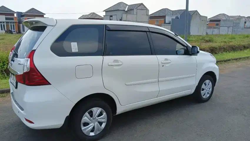 Xenia R 2018 istimewa