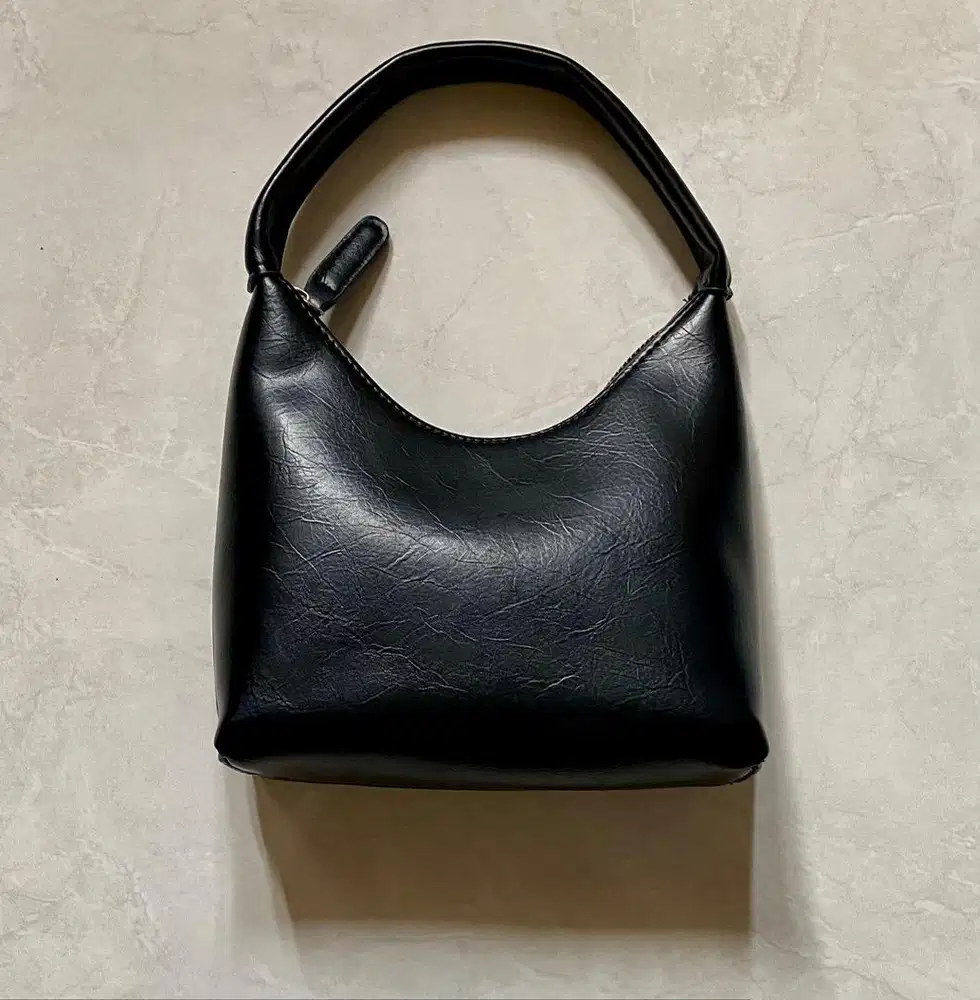 Hand Bag Hitam TLTSN