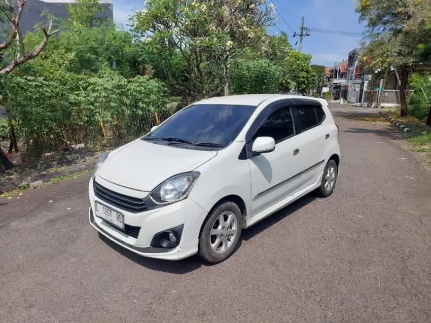 DP 3 jt..Daihatsu Ayla 1.0 X Bensin-MT 2017 PUTIH OB