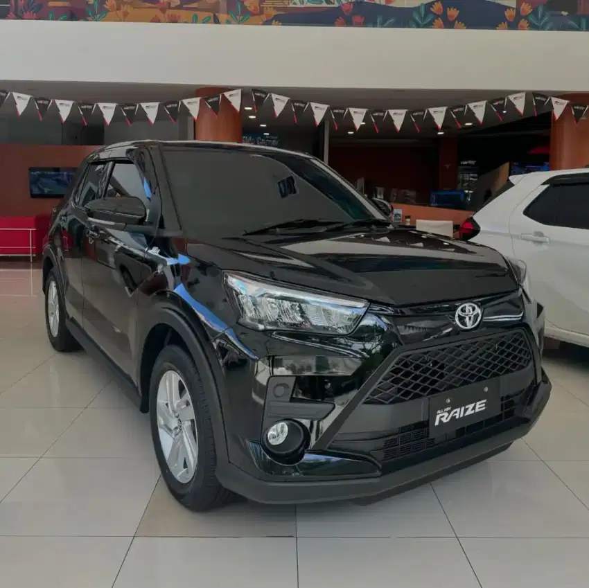 DP 10JT TOYOTA RAIZE 1.2 G CVT MATIC 2025 KREDIT WARNA HITAM GR SPROT
