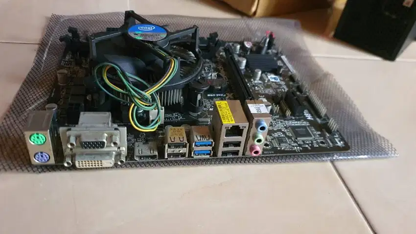 Paket Intel Core i3 4170 ASRock H81M-HDS