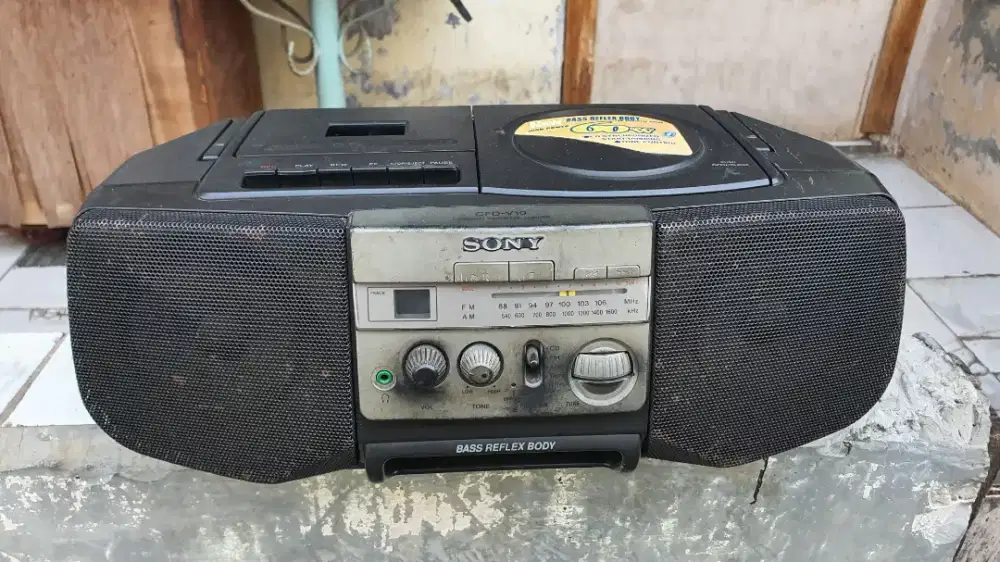 RADIO sony CFD-V10