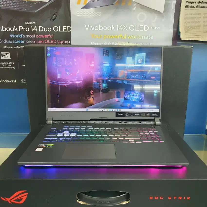 Asus ROG Strix G713RC Ryzen 7 6800H Ram-16GB SSD-512GB RTX3050 Likenew