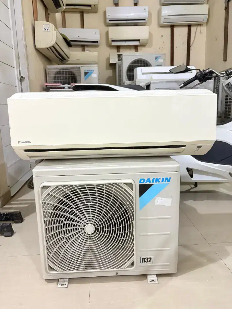 Ac daikin 1/2pk ori freon full