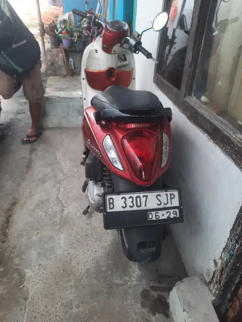 DI JUAL SCOOPY TAHUN 2013