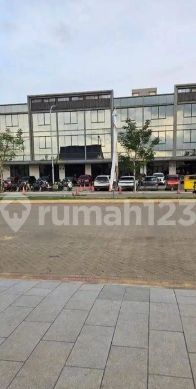 Disewakan cepat ruki sebrang taman doa akita cocok untuk kantor